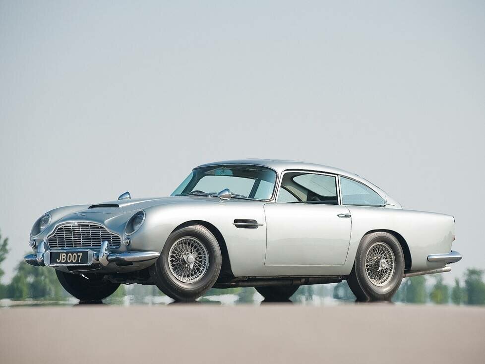 Aston Martin DB5 aus dem James-Bond-Streifen "Goldfinger" (1964)