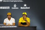 Fernando Alonso (McLaren) und Carlos Sainz (Renault) 