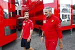 Sebastian Vettel (Ferrari) und Maurizio Arrivabene 