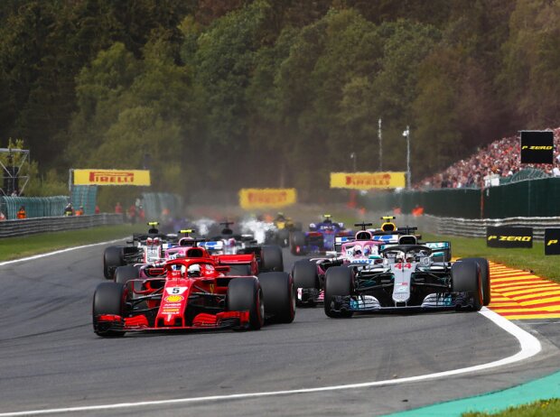 Titel-Bild zur News: Sebastian Vettel, Lewis Hamilton, Sergio Perez, Esteban Ocon