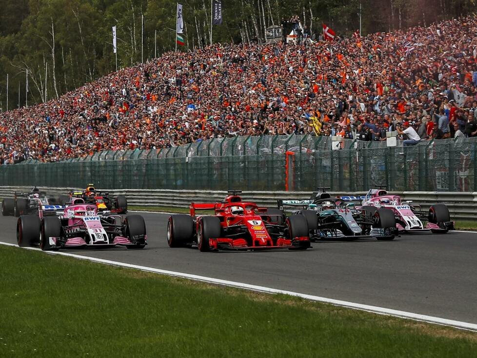 Esteban Ocon, Sebastian Vettel, Lewis Hamilton, Sergio Perez