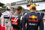 Esteban Ocon (Racing Point), Romain Grosjean (Haas) und Max Verstappen (Red Bull) 