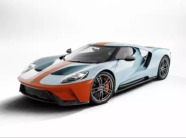 Titel-Bild zur News: Ford GT "Heritage Edition" mit legendärer Gulf-Lackierung