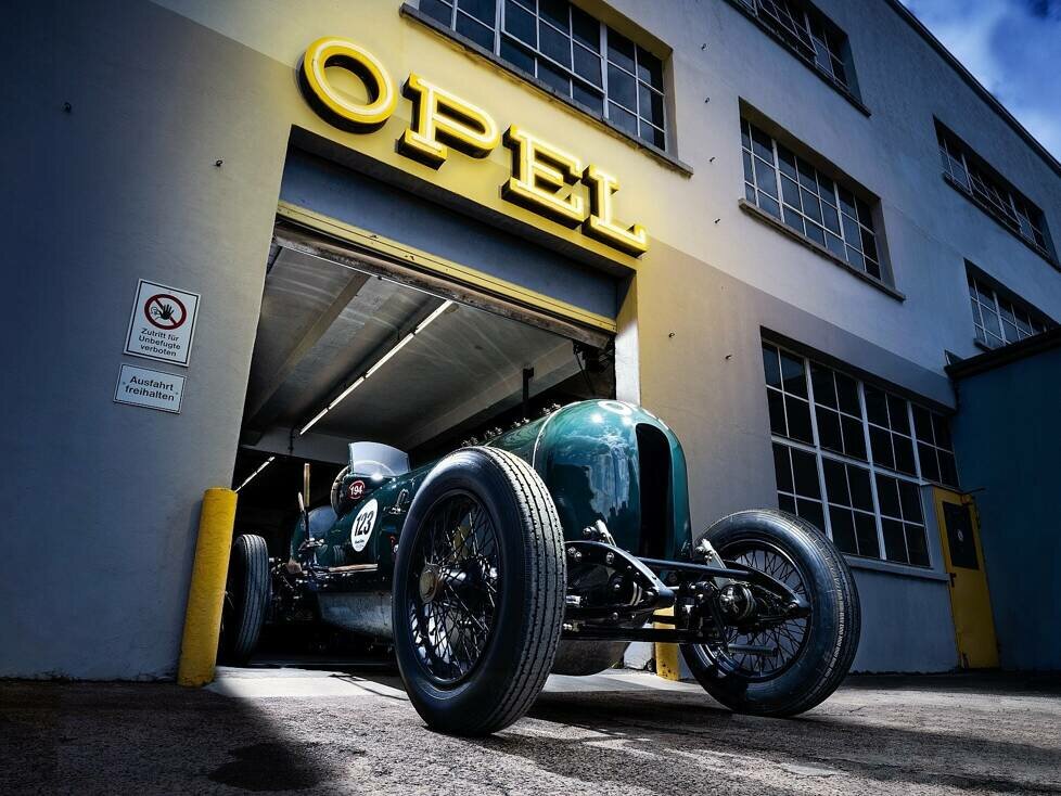 Opel 12,3-Liter Grand-Prix Rennwagen "Grünes Monster" von 1913