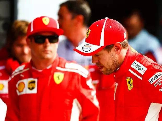 Kimi Räikkönen, Sebastian Vettel Titel-Bild zur News: Kimi Räikkönen, Sebastian Vettel