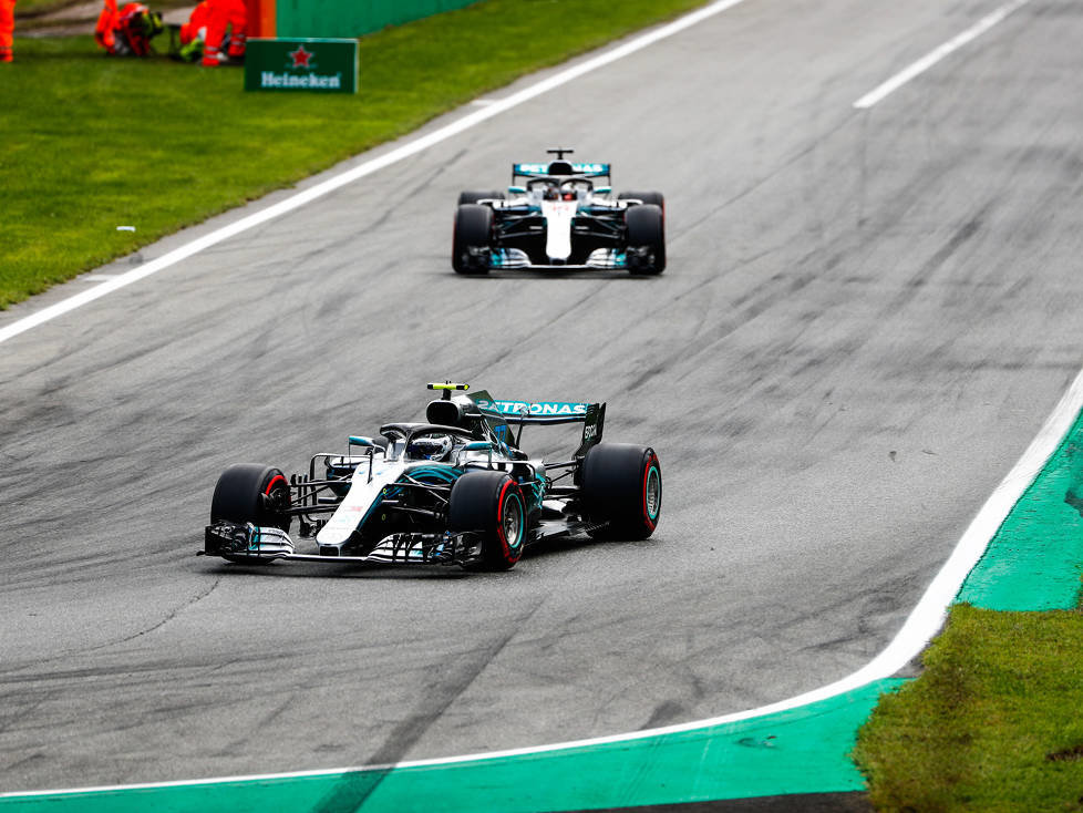 Valtteri Bottas, Lewis Hamilton