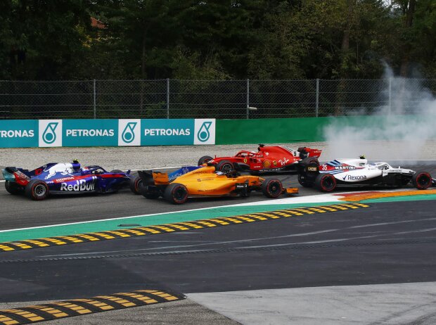 Sebastian Vettel, Lewis Hamilton, Max Verstappen Sebastian Vettel, Lewis Hamilton, Max Verstappen