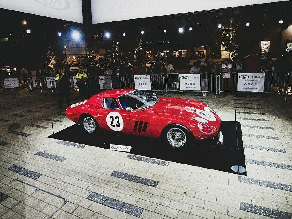 Das teuerste Auto der Welt bei seiner Auktion in Monterey