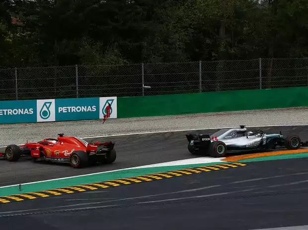Lewis Hamilton, Sebastian Vettel Titel-Bild zur News: Lewis Hamilton, Sebastian Vettel