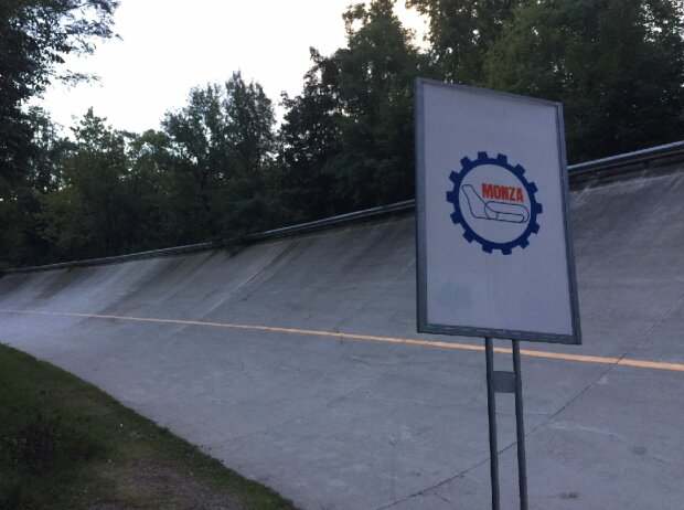 Steilkurve in Monza Steilkurve in Monza
