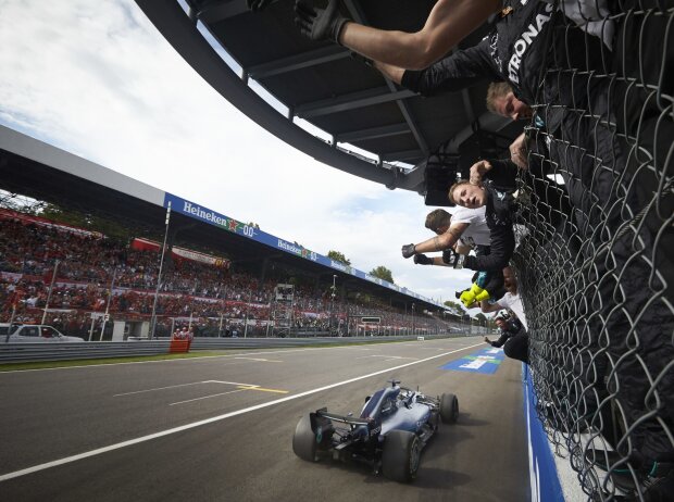 Lewis Hamilton Lewis Hamilton