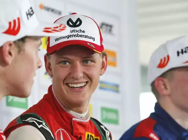 Mick Schumacher, Marcus Armstrong Titel-Bild zur News: Mick Schumacher, Marcus Armstrong