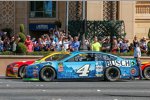 Burnout-Show in Las Vegas: Kevin Harvick (Stewart-Haas) und Kyle Busch (Gibbs)