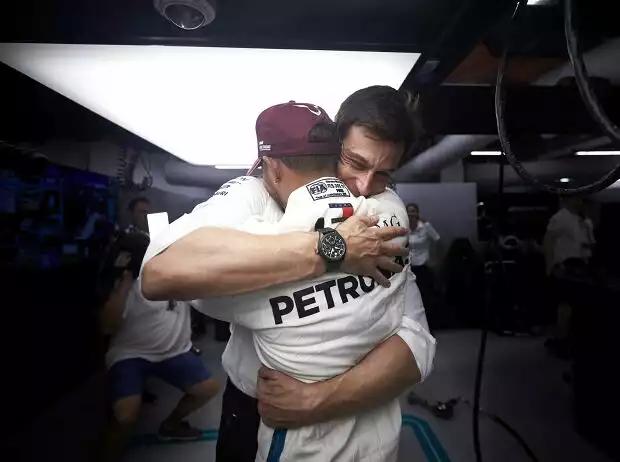 Toto Wolff, Lewis Hamilton Titel-Bild zur News: Toto Wolff, Lewis Hamilton