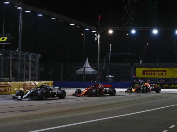 Titel-Bild zur News: Valtteri Bottas, Kimi Räikkönen, Daniel Ricciardo, Sergio Perez