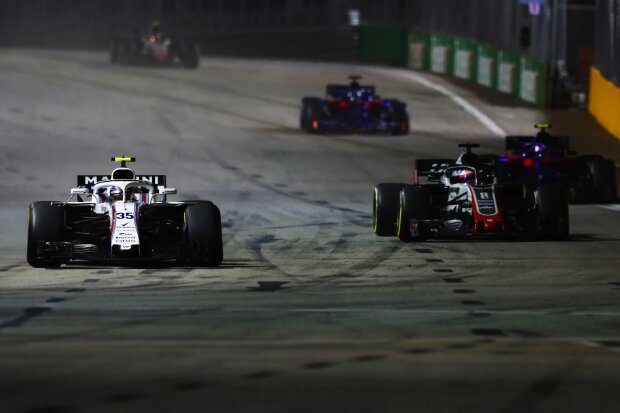 Sergei Sirotkin Romain Grosjean Pierre Gasly Brendon Hartley Williams Williams Martini Racing F1Haas Haas F1 Team F1Toro Rosso Red Bull Toro Rosso Honda F1 ~Sergei Sirotkin (Williams), Romain Grosjean (Haas), Pierre Gasly (Toro Rosso) und Brendon Hartley (Toro Rosso) ~ Sergei Sirotkin Romain Grosjean Pierre Gasly Brendon Hartley Williams Williams Martini Racing F1Haas Haas F1 Team F1Toro Rosso Red Bull Toro Rosso Honda F1 ~Sergei Sirotkin (Williams), Romain Grosjean (Haas), Pierre Gasly (Toro Rosso) und Brendon Hartley (Toro Rosso) ~