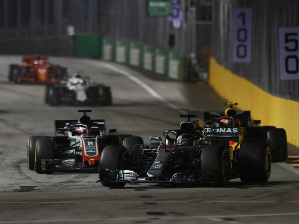 Lewis Hamilton, Max Verstappen, Romain Grosjean