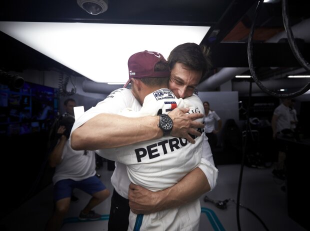 Toto Wolff, Lewis Hamilton