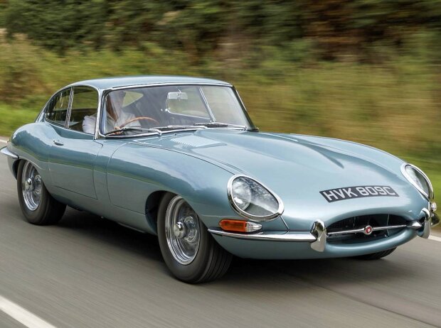 Jaguar E-Type Series I Fixed Head Coupé 4.2 (1965)