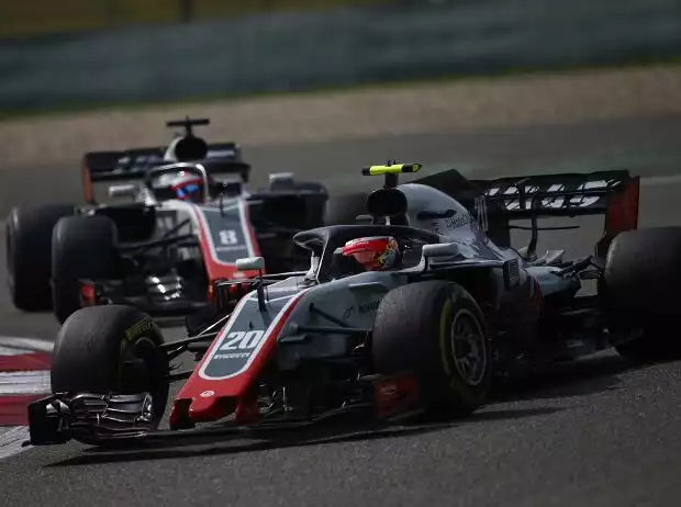 Kevin Magnussen, Romain Grosjean Titel-Bild zur News: Kevin Magnussen, Romain Grosjean