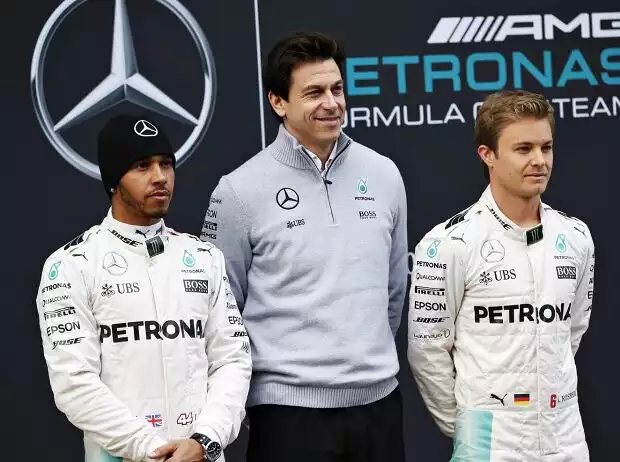 Titel-Bild zur News: Toto Wolff, Lewis Hamilton, Nico Rosberg