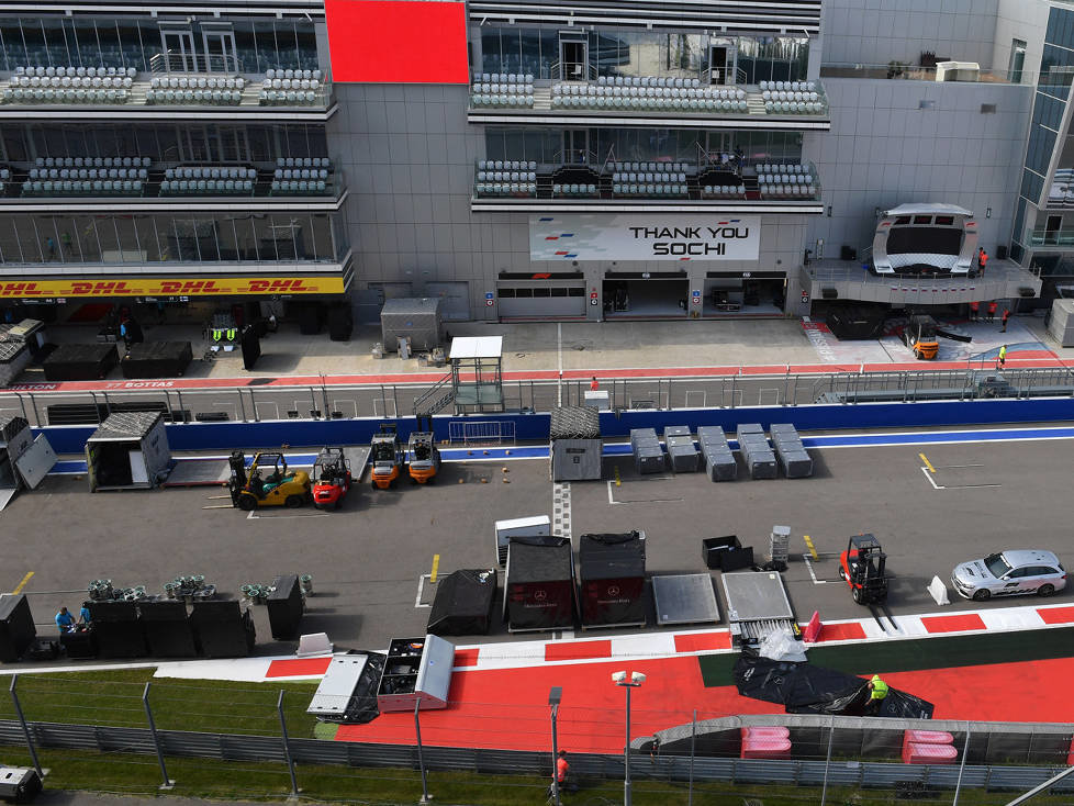 Formel-1-Fracht auf dem Sochi Autodrom
