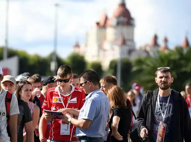 Fans in Sotschi Titel-Bild zur News: Fans in Sotschi
