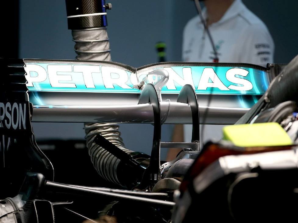 Mercedes, Heckflügel
