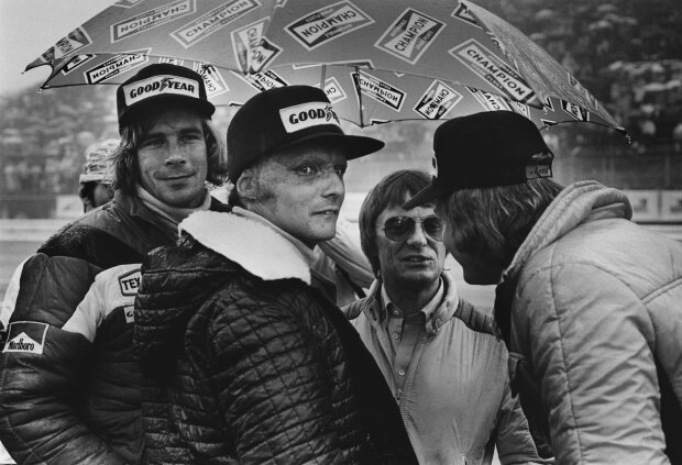 Niki Lauda Bernie Ecclestone Ferrari Scuderia Ferrari F1McLaren McLaren F1 Team F1 ~Niki Lauda und Bernie Ecclestone ~ 