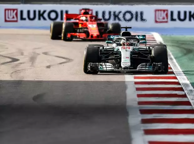 Lewis Hamilton, Sebastian Vettel Titel-Bild zur News: Lewis Hamilton, Sebastian Vettel