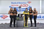 Ryan Blaney (Penske) mit den Monster-Girls