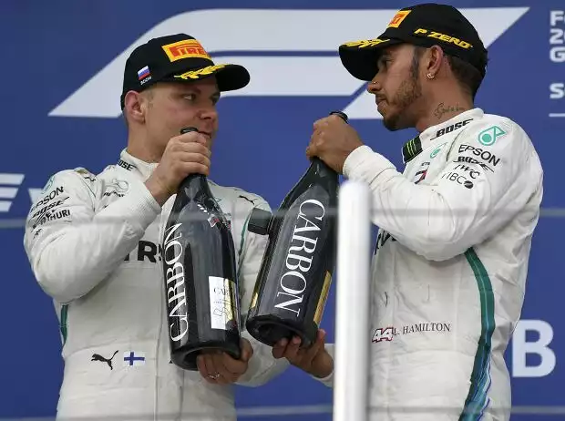 Valtteri Bottas, Lewis Hamilton Titel-Bild zur News: Valtteri Bottas, Lewis Hamilton