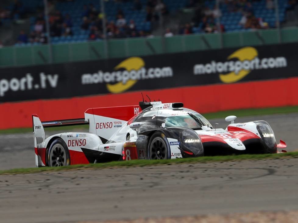 Kazuki Nakajima, Fernando Alonso