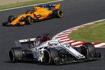 Marcus Ericsson (Sauber) und Stoffel Vandoorne (McLaren) 