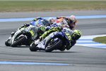 Valentino Rossi vor Cal Crutchlow 