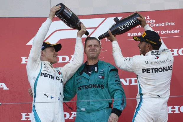 Lewis Hamilton Valtteri Bottas Mercedes Mercedes AMG Petronas Motorsport F1 ~Lewis Hamilton (Mercedes) und Valtteri Bottas (Mercedes) ~ 