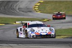 Patrick Pilet, Nick Tandy und Frederic Makowiecki (Porsche) 