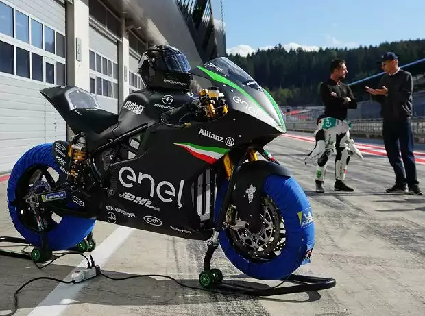 MotoE Titel-Bild zur News: MotoE