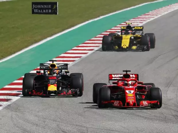 Sebastian Vettel, Daniel Ricciardo Titel-Bild zur News: Sebastian Vettel, Daniel Ricciardo