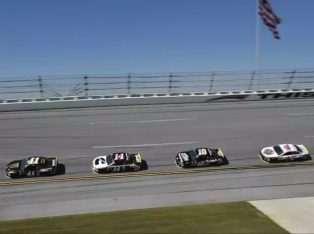 Kurt Busch, Clint Bowyer, Aric Almirola, Kevin Harvick Titel-Bild zur News: Kurt Busch, Clint Bowyer, Aric Almirola, Kevin Harvick