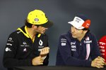 Carlos Sainz (Renault) und Sergio Perez (Racing Point) 