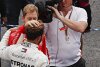 Bild zum Inhalt: Was Sebastian Vettel Lewis Hamilton ins Ohr geflüstert hat