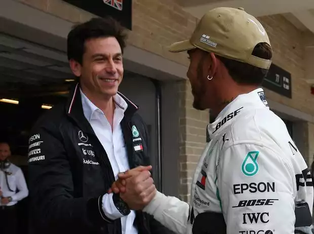 Lewis Hamilton, Toto Wolff Titel-Bild zur News: Lewis Hamilton, Toto Wolff