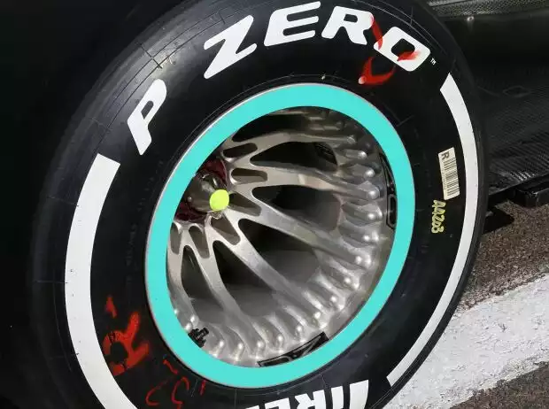 Mercedes W09, Felge Titel-Bild zur News: Mercedes W09, Felge