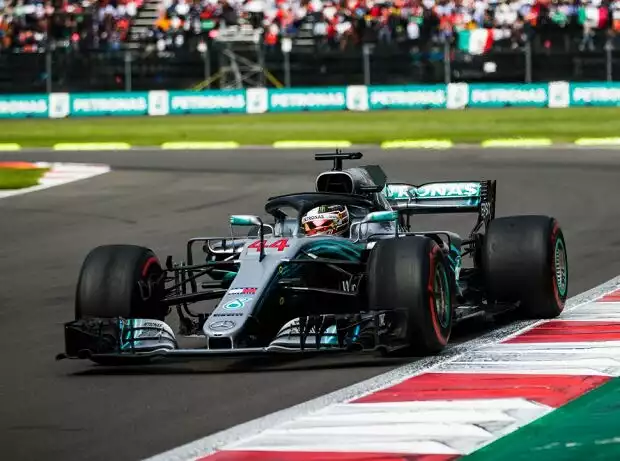 Lewis Hamilton, Reifenproblem Titel-Bild zur News: Lewis Hamilton, Reifenproblem