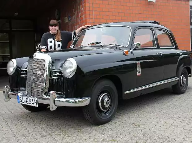 Mercedes-Benz 180 Ponton, Bj 1954, 1. Preis Oldtimerspendenaktion 2018 Titel-Bild zur News: Mercedes-Benz 180 Ponton, Bj 1954, 1. Preis Oldtimerspendenaktion 2018