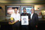 Lewis Hamilton trifft sich mit Juan Manuel Fangio II, dem Neffen der Formel-1-Legende