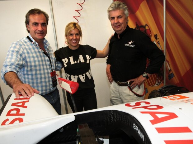 Maria de Villota, Carlos Sainz, Emilio de Villota Maria de Villota, Carlos Sainz, Emilio de Villota