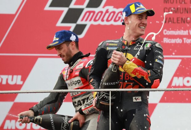Andrea Dovizioso Pol Espargaro Ducati Ducati SuperbikeKTM 250 Red Bull KTM 250ccmKTM KTM MotoGP ~Andrea Dovizioso (Ducati) und Pol Espargaro (KTM) ~ Andrea Dovizioso Pol Espargaro Ducati Ducati SuperbikeKTM 250 Red Bull KTM 250ccmKTM KTM MotoGP ~Andrea Dovizioso (Ducati) und Pol Espargaro (KTM) ~
