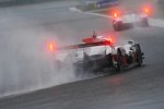 Kazuki Nakajima (Toyota) und Fernando Alonso (Toyota) 